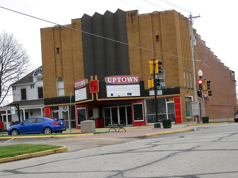 Route 66 April 2009 Neons Signs In Heartland America
